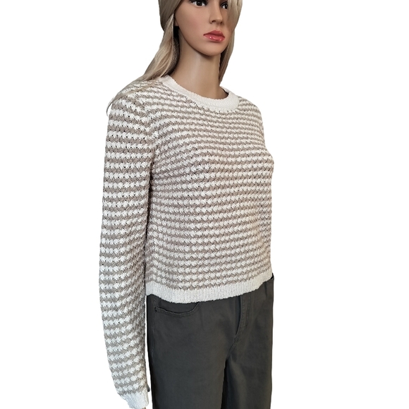 DKNY Jeans Cream and White Knit Sweater - Picture 3 of 9